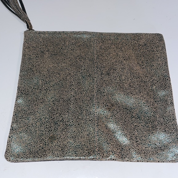 Ladies leather clutch - Picture 2 of 4